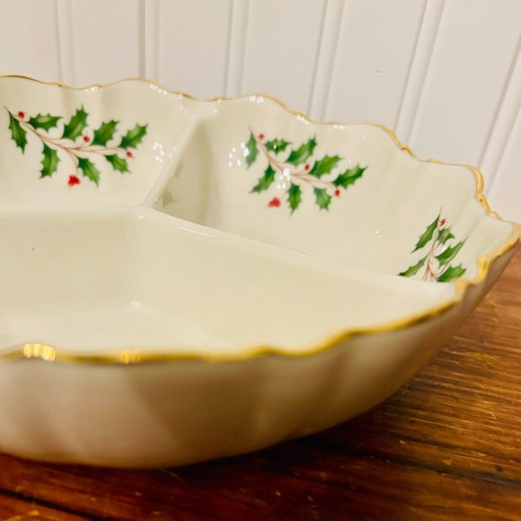 Lenox Holiday Scalloped Edge Divided Condiment Serving Bowl - Picture 4 of 5